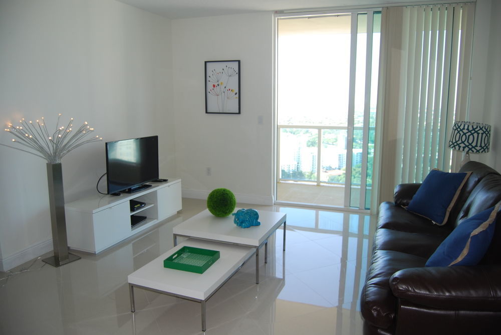 Churchill Suites Miami Brickell - One Broadway Εξωτερικό φωτογραφία