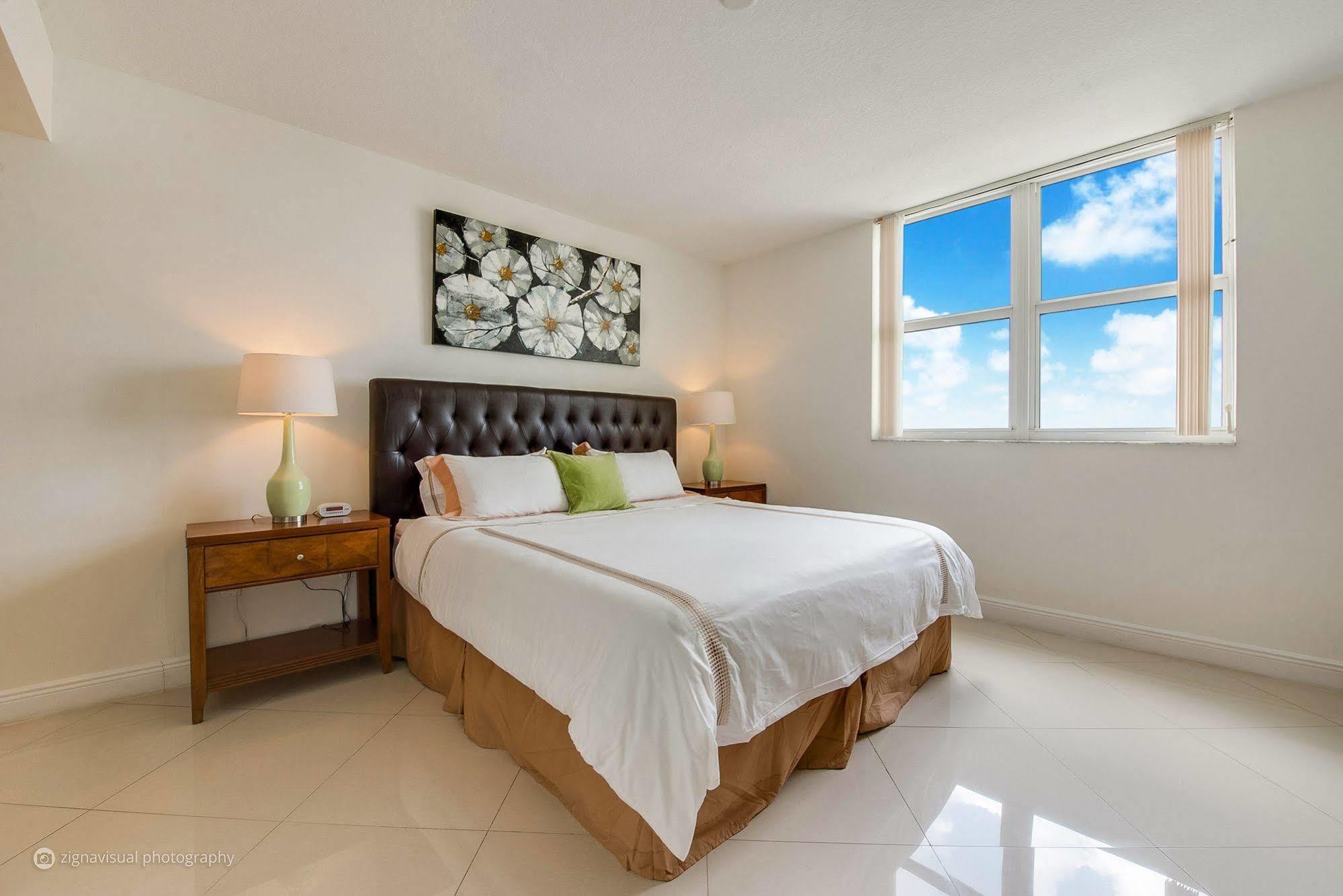 Churchill Suites Miami Brickell - One Broadway Εξωτερικό φωτογραφία